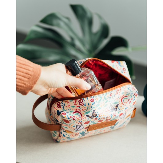 FRIDA KAHLO ROUND TOILETRY BAG