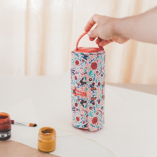 FRIDA KAHLO VIVA LA VIDA ROLL-UP PENCIL CASE