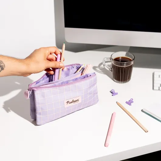 PUSHEEN MOMENTS 3 COMPARTMENT CASE