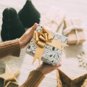 SNOOPY WRAPPING PAPER SET