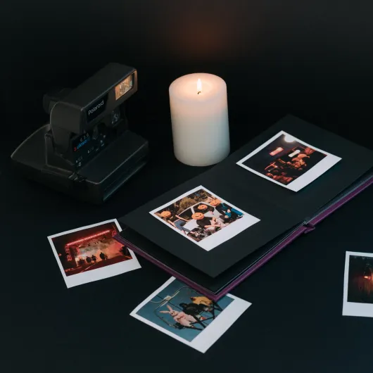 STEVEN RHODES PHOTO ALBUM 16X16CM 24 SELF-ADHESIVE PAGES