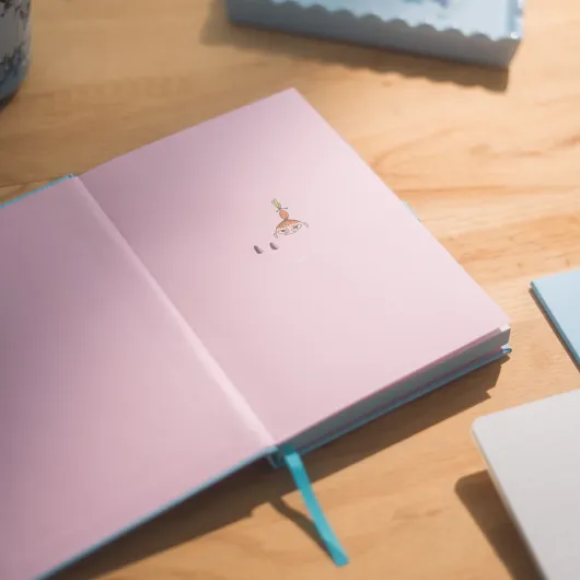 PREMIUM A5 NOTEBOOK WITH MOOMIN PEN SET