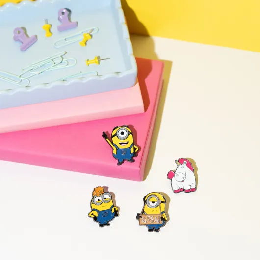 SET OF 4 MINIONS PINS