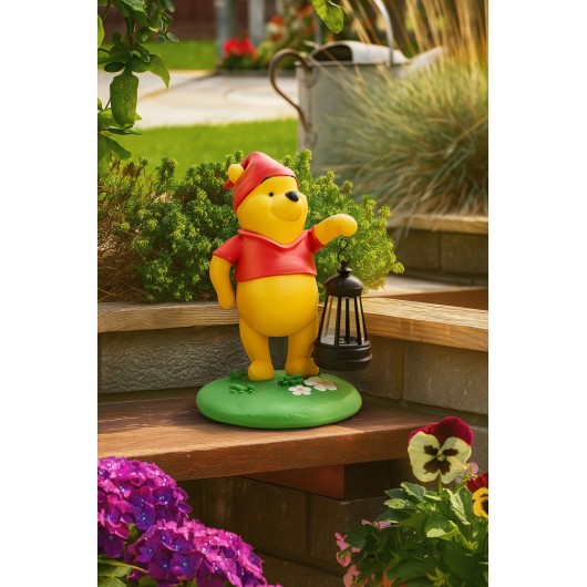 WINNIE THE POOH GNOME LIGHT