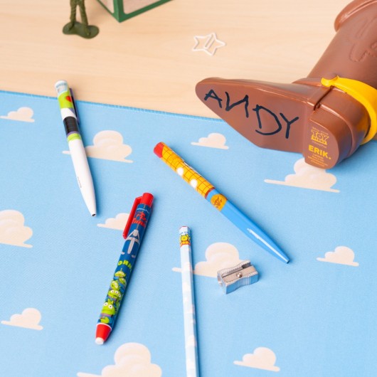 DISNEY PIXAR TOY STORY BOOT WOODY PEN HOLDER WITH STATIONERY SET