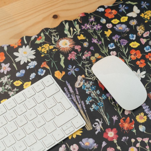SLEEPLESS GARDEN VEGAN LEATHER MOUSE PAD
