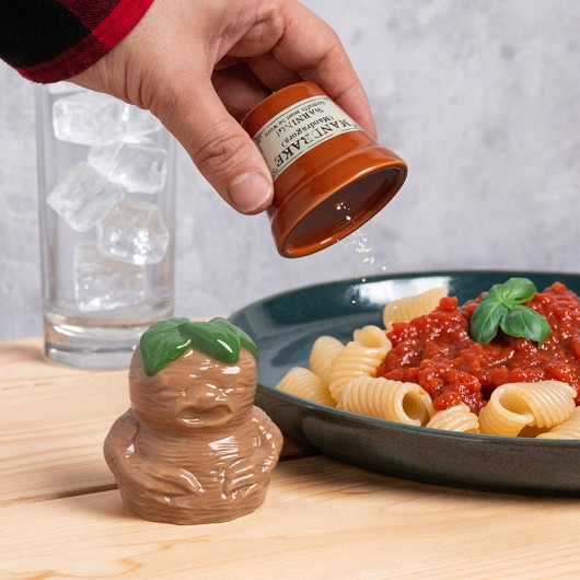 MANDRAKE PLANT POT SALT AND PEPPER SET