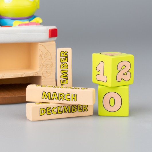 DISNEY PIXAR TOY STORY ALIENS 3D PERPETUAL CALENDAR