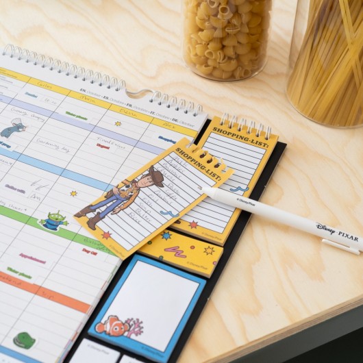 DISNEY PIXAR 2026/2027 PLANNER