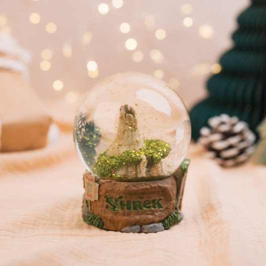 DREAMWORKS SHREK SNOW GLOBE