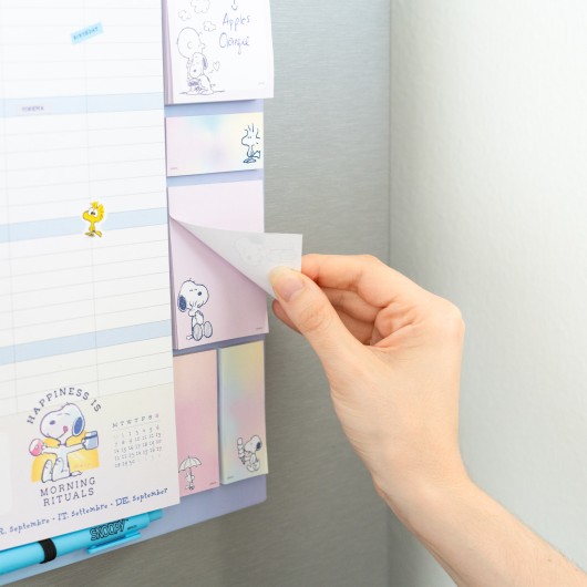 SNOOPY 2026/2027 PLANNER WITH MAGNET