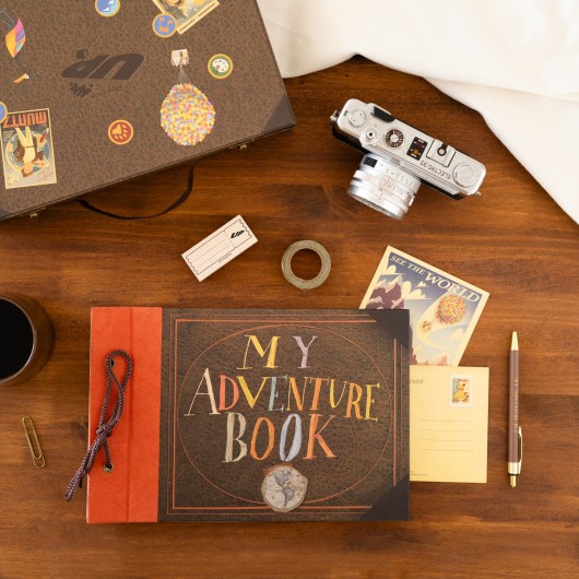 SET SCRAPBOOK DISNEY PIXAR UP MY ADVENTURE BOOK
