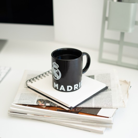 TAZA TERMOCOLORA REAL MADRID