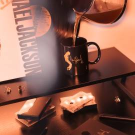 TAZA MICHAEL JACKSON KING OF POP NEGRA 2