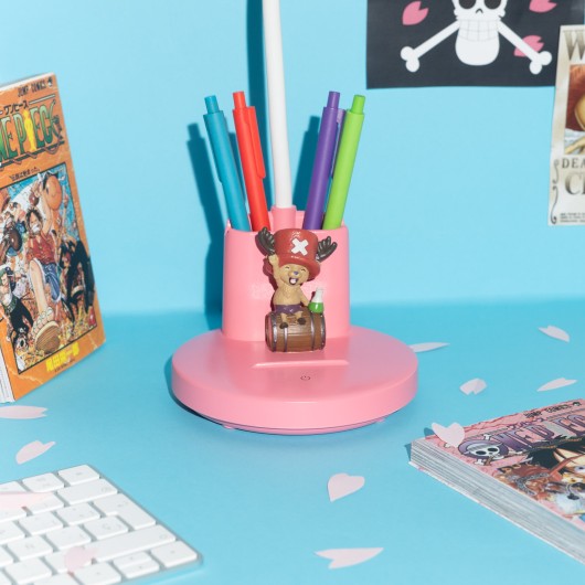 LAMPARA DE ESCRITORIO ONE PIECE NETFLIX