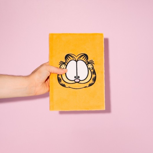 CUADERNO PREMIUM A5 TAPA FELPA GARFIELD