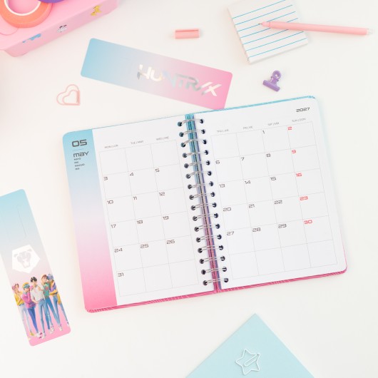 AGENDA ESCOLAR 2026/2027 SEMANA VISTA A5 12 MESES KPOP DEMON HUNTERS