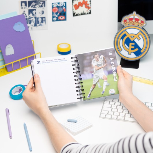 AGENDA ESCOLAR 2026/2027 DIA PAGINA M 11 MESES REAL MADRID