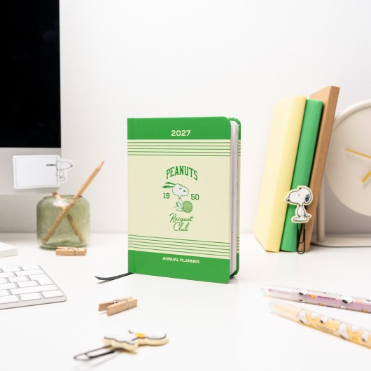 AGENDA ANUAL 2027 SEMANA VISTA A6 SNOOPY