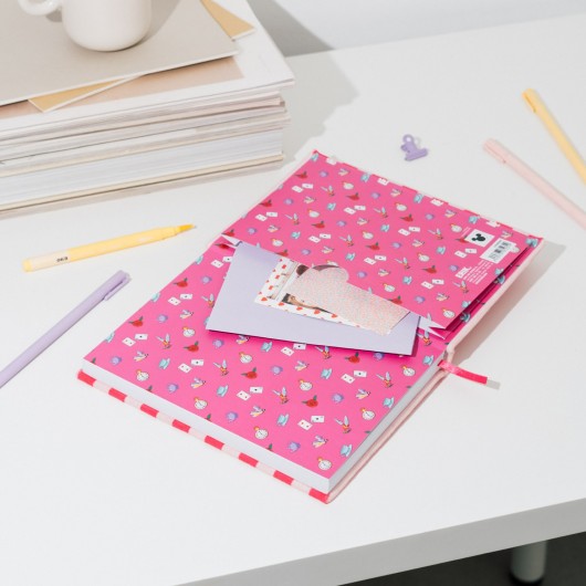 CAHIER PREMIUM A5 COUVERTURE EN PELUCHE DISNEY ALICE AU PAYS DES MERVEILLES CHAT CHESHIRE
