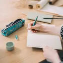 SET TROUSSE AVEC STYLO ET CRAYON DE BOIS VAN GOGH MUSEUM