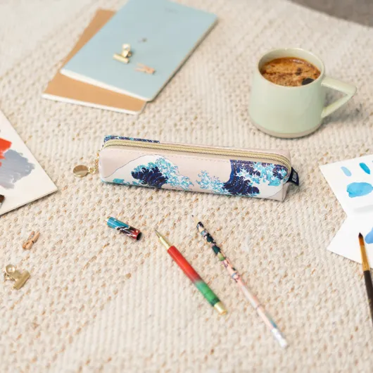 SET TROUSSE AVEC STYLO ET CRAYON HOKUSAI