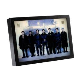ILLUSTRATION LED ENCADRÉE BTS