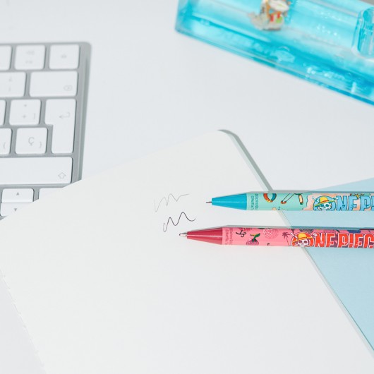 PORTE STYLO ACRYLIQUE ONE PIECE NETFLIX GOING MERRY