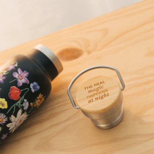 BOUTEILLE METALLIQUE AVEC ANSE SLEEPLESS GARDEN