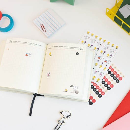 AGENDA SCOLAIRE 2026/2027 JOURNALIER M RELIÉ 11 MOIS SNOOPY