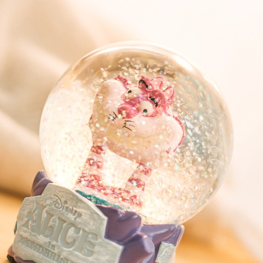 BOULE À NEIGE DISNEY ALICE AU PAYS DES MERVEILLES