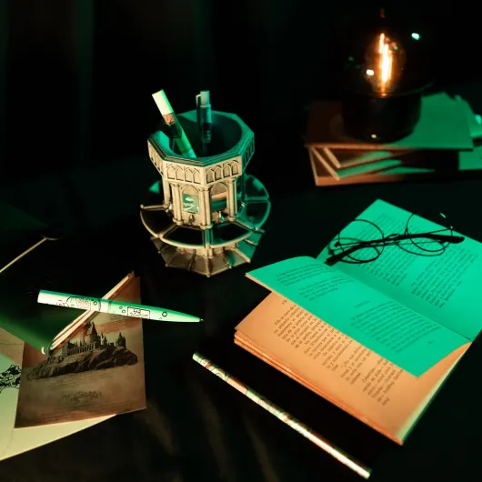 PORTAPENNE CON SET DI SCRITTURA HARRY POTTER