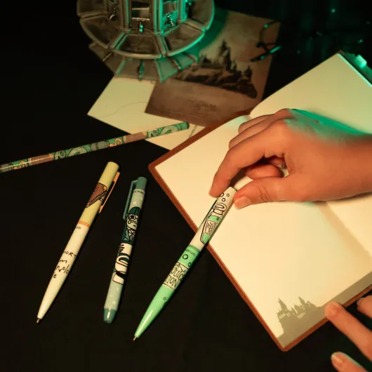 PORTAPENNE CON SET DI SCRITTURA HARRY POTTER