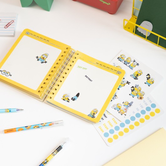 DIARIO SCOLASTICO GIORNALIERO 2026/2027 TAGLIA M 11 MESI MINIONS