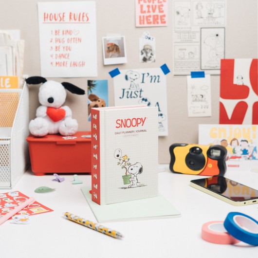 AGENDA NON DATATA GIORNALIERA A6 SNOOPY
