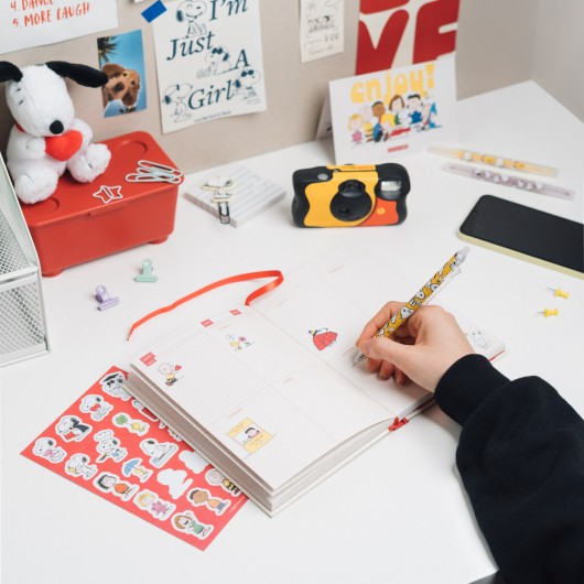 AGENDA NON DATATA SETTIMANALE A5 SNOOPY