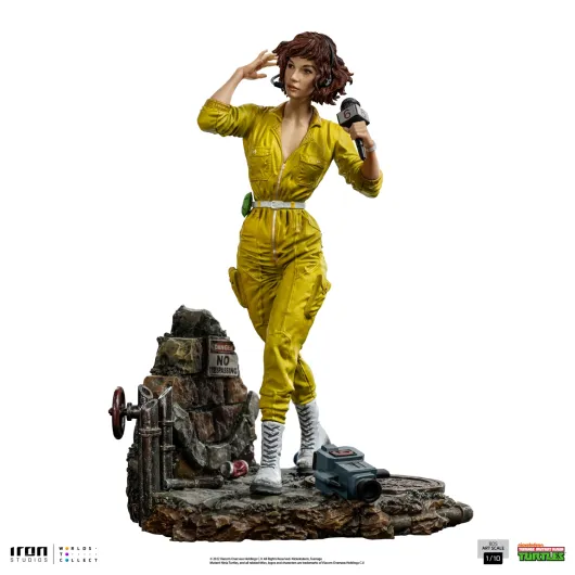 FIGURA ART SCALE LAS TORTUGAS NINJA APRIL O'NEAL