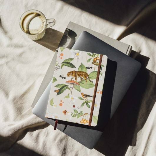 CADERNO COSTURADO A5 JUNGLE BLISS KOKONOTE