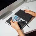 CADERNO PREMIUM A5 COM ESFEROGRÁFICA SABRE DE LUZ STAR WARS DARTH VADER