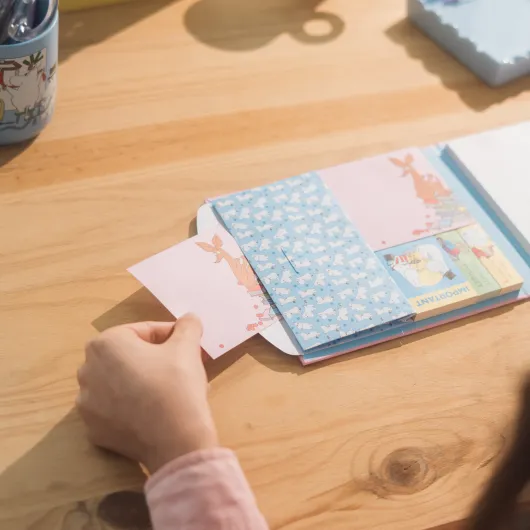 PLANEADOR SEMANAL COM NOTAS ADESIVAS MOOMIN
