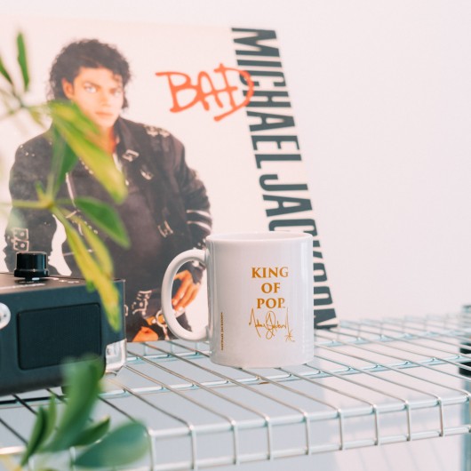 CANECA MICHAEL JACKSON KING OF POP BRANCA