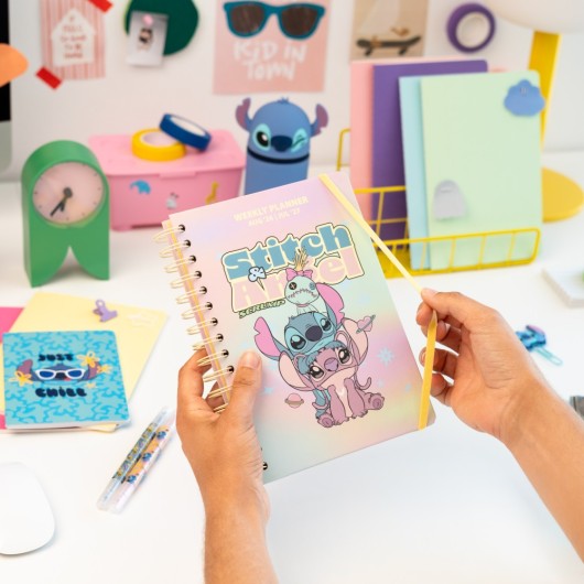 AGENDA ESCOLAR 2026/2027 SEMANAL A5 12 MESES DISNEY STITCH Y ANGEL