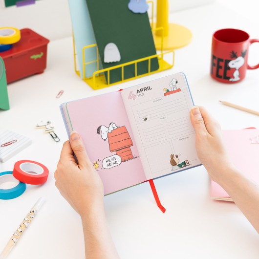 AGENDA ESCOLAR 2026/2027 SEMANAL POCKET 17 MESES SNOOPY